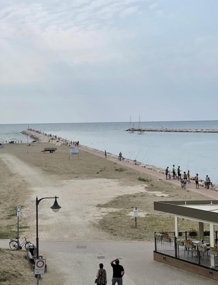 Bellissimo appartamento frontemare con terrazza Apartment in Porto Santa Margherita
