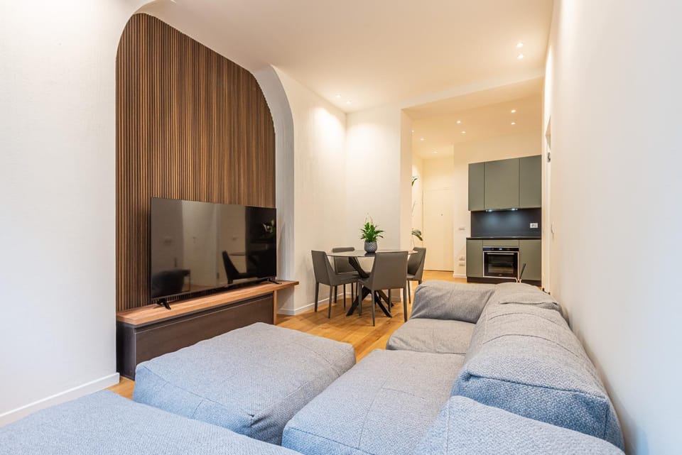 Living room, Seating area, Evening entertainment