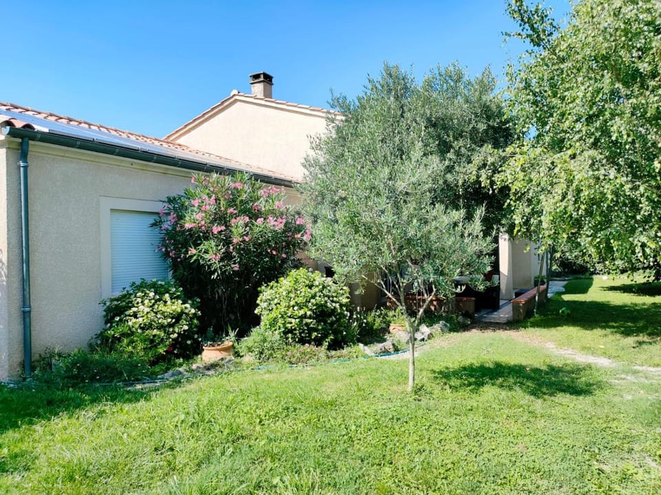 Garden, Garden view