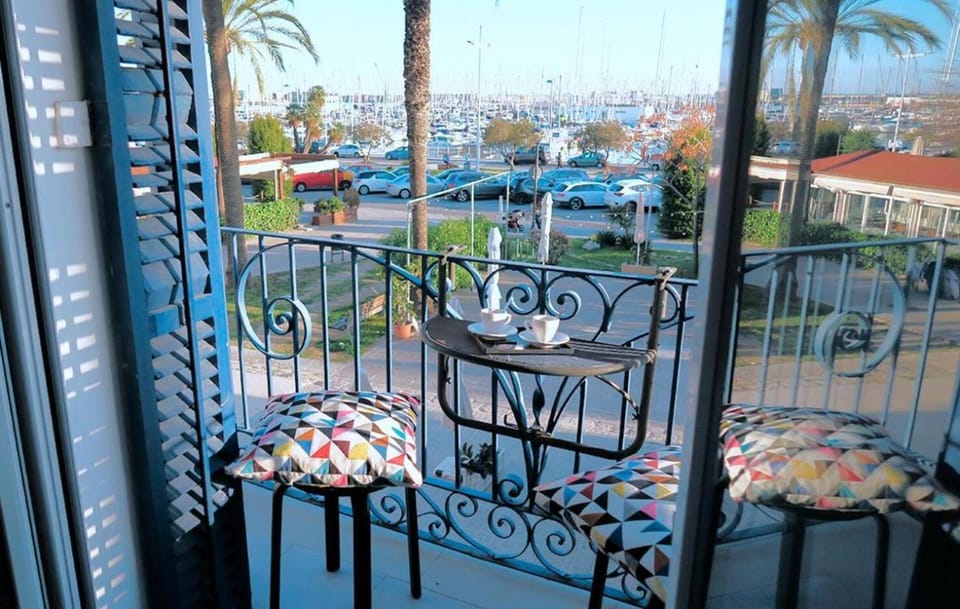 Property building, Patio, View (from property/room), Balcony/Terrace, Parking