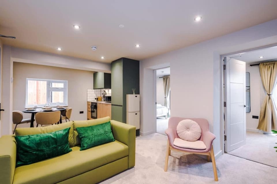 Elegant 2-Bedroom Apartment with Luxury Patio Area Apartment in Llandudno