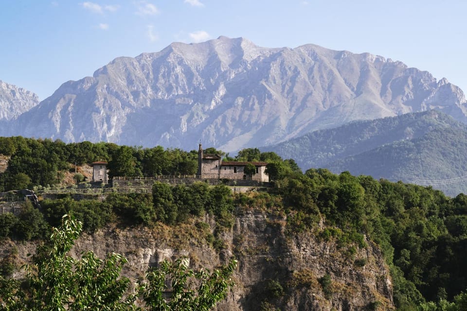 Nearby landmark, Day, Natural landscape, Mountain view