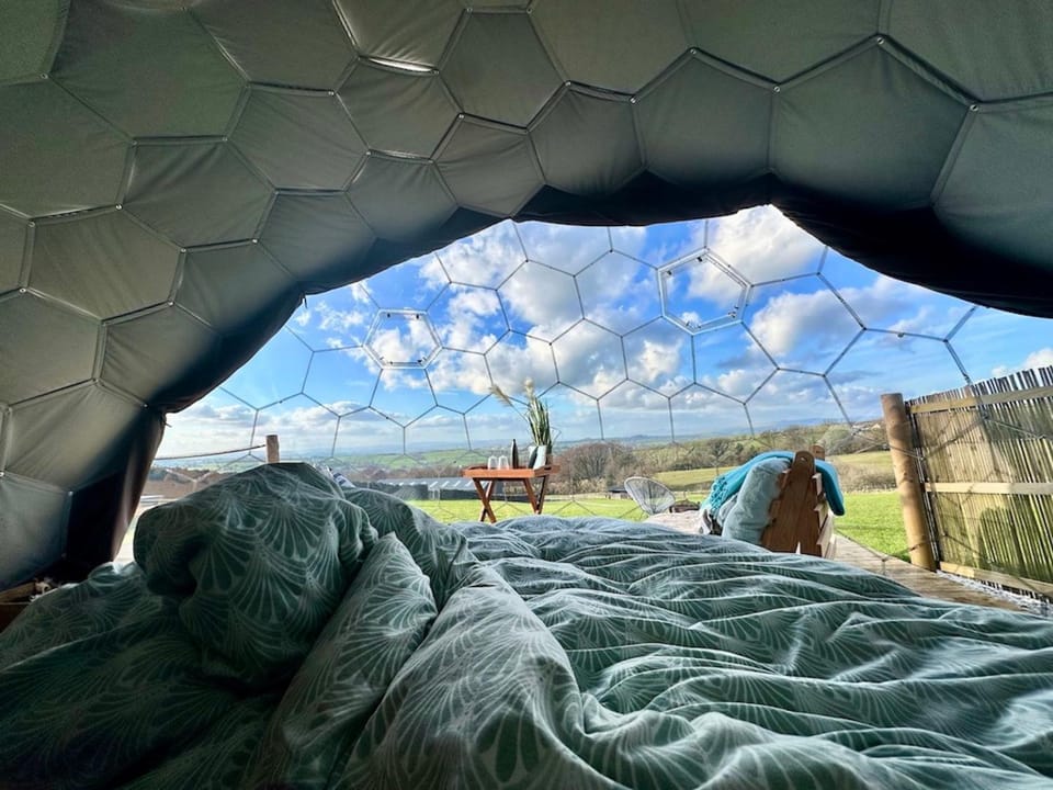 Deerstone Glamping -Malham Cove Dome Luxury tent in Pendle District
