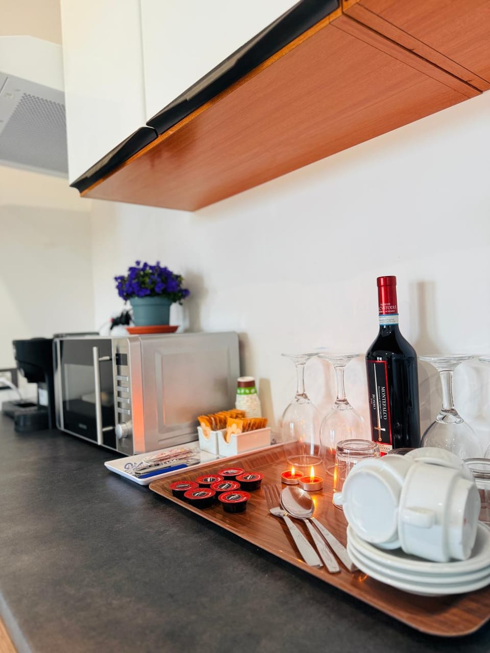Coffee/tea facilities, Dining area, Drinks