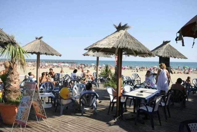 Camping Sable d'Or 3 chambres Campground/ 
RV Resort in Agde