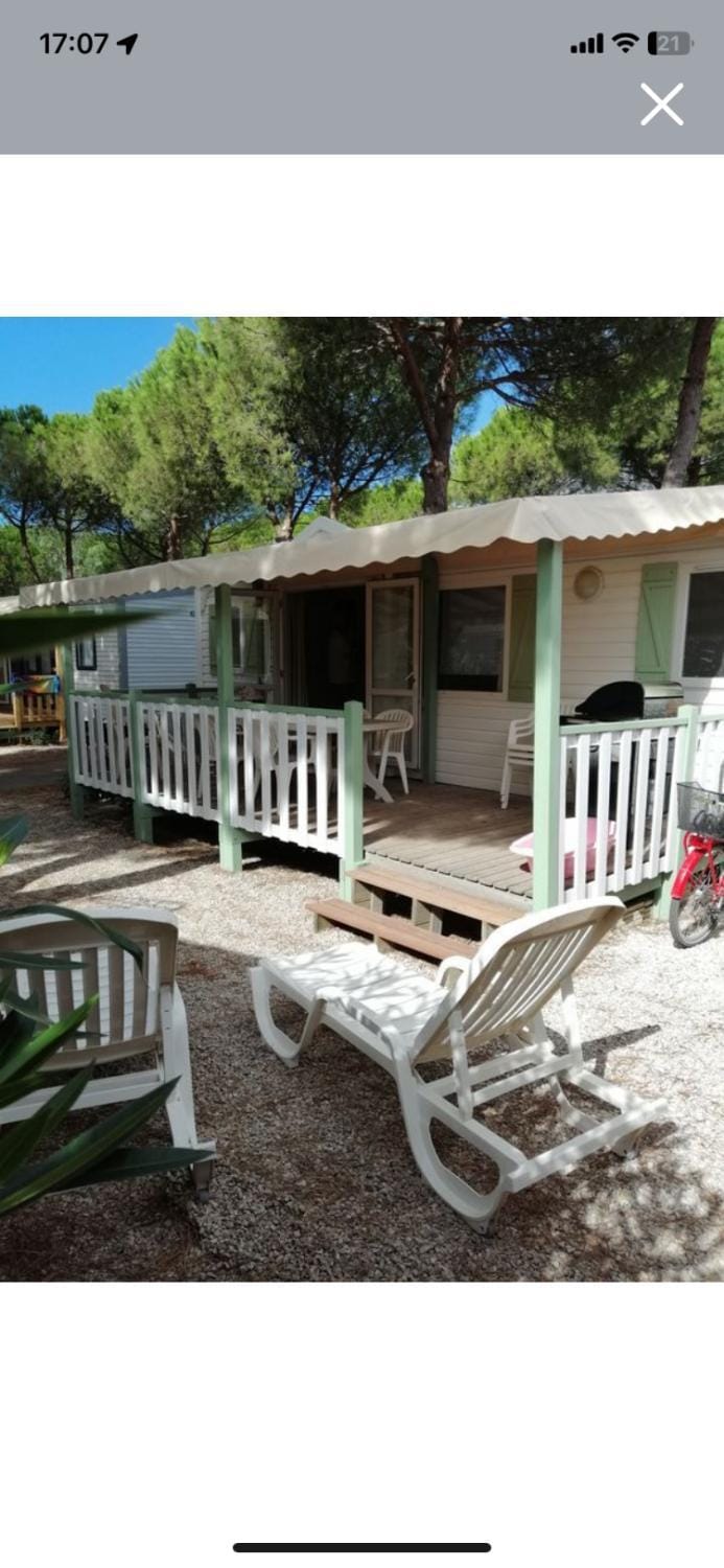 Property building, Balcony/Terrace