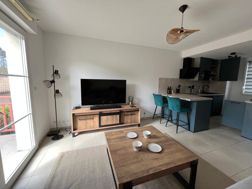 TV and multimedia, Living room