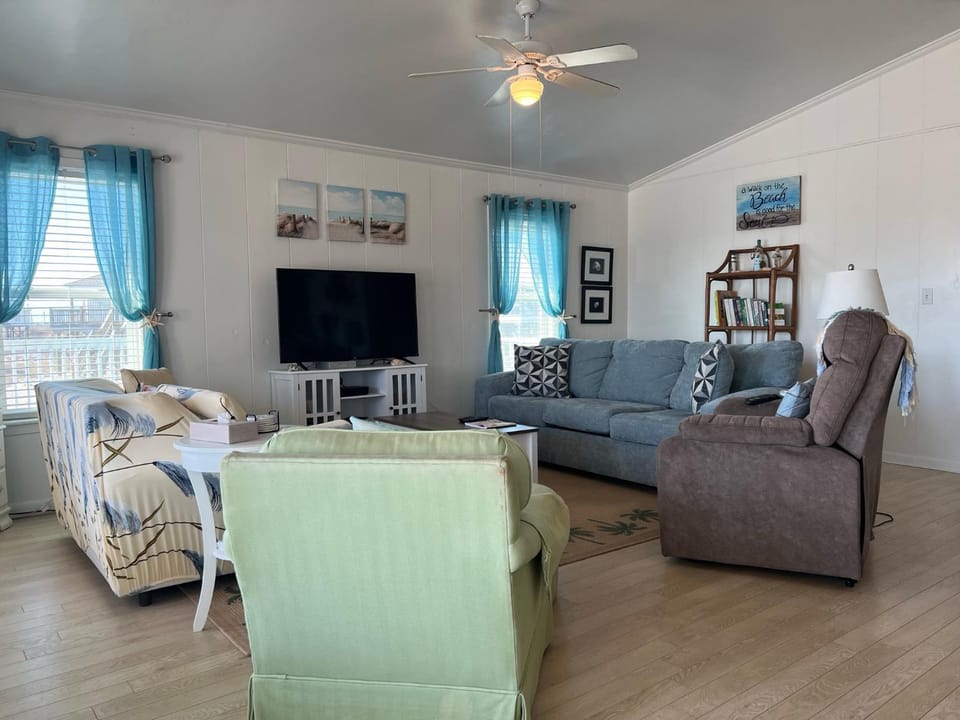 Getaway & Play House in Dauphin Island