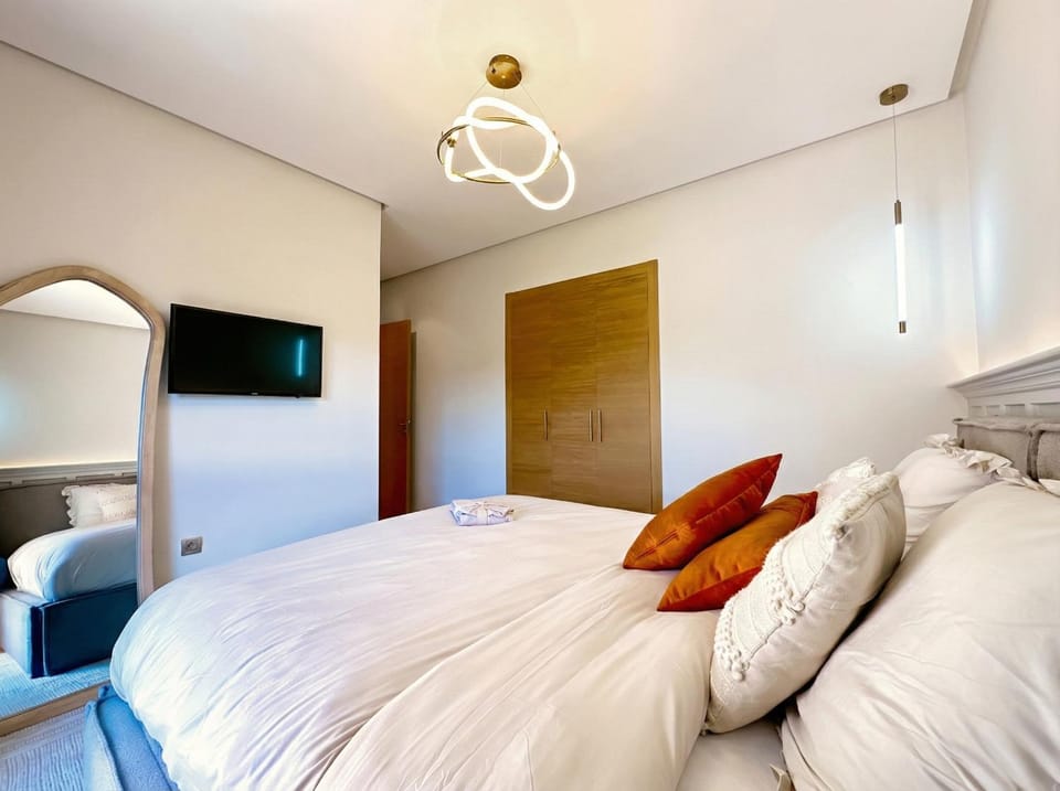 Prestigia Saphir Luxury 3 Bedrooms, Pool & Golf View, near Airport Apartment in Marrakesh