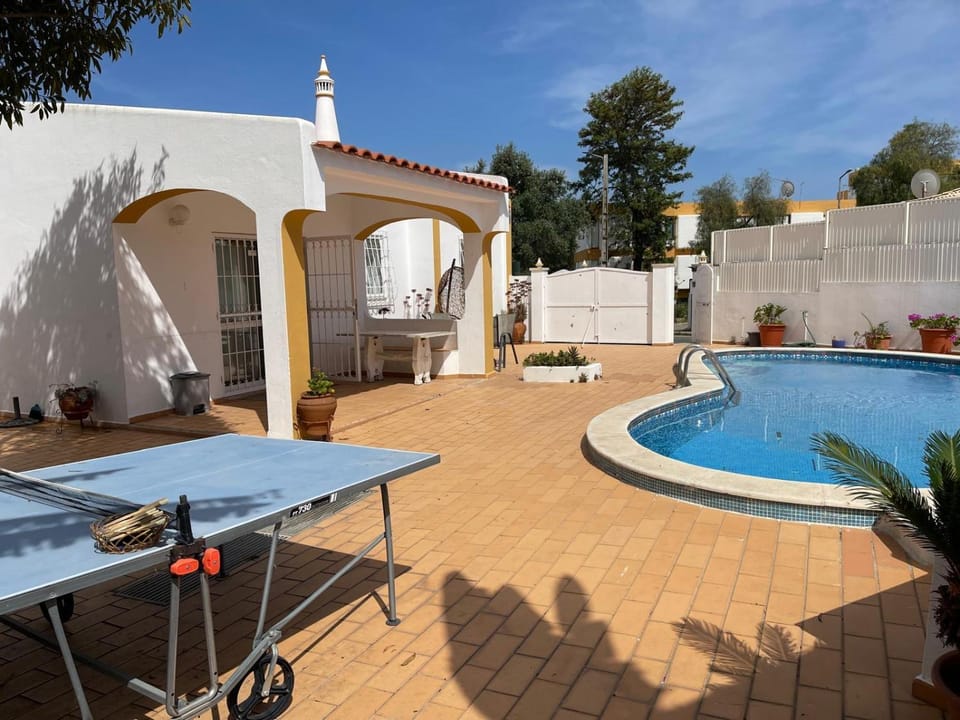 Villa Snoppy House in Albufeira