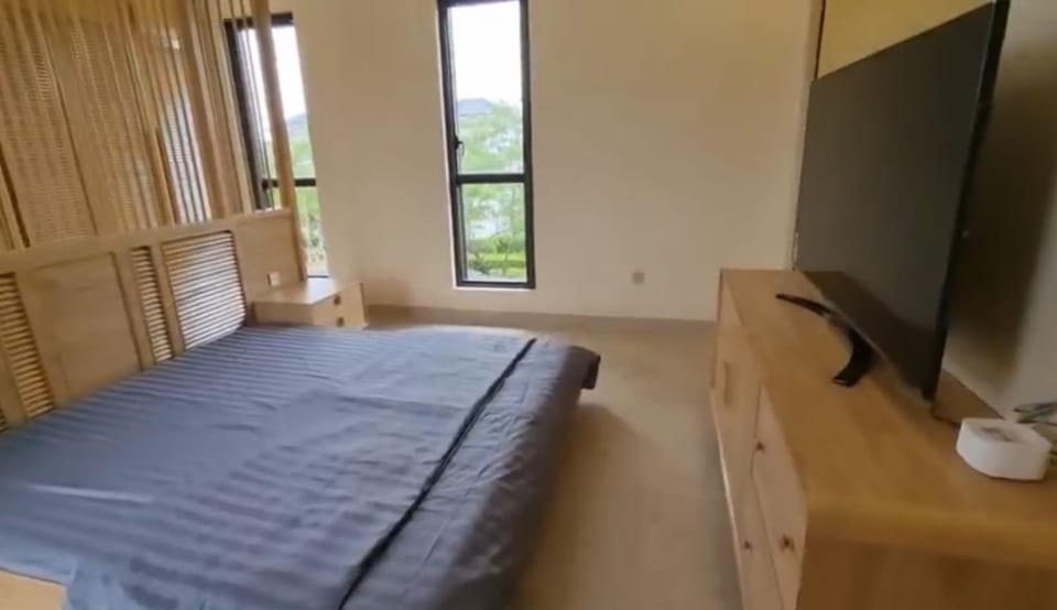 Khu du lich sinh thai Swanbay Villa in Ho Chi Minh City