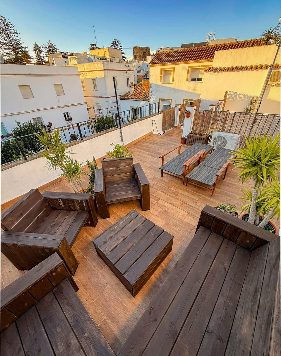 View (from property/room), Balcony/Terrace, Seating area, sunbed