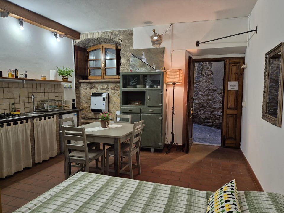 Il Vico Letto Apartment in Umbria