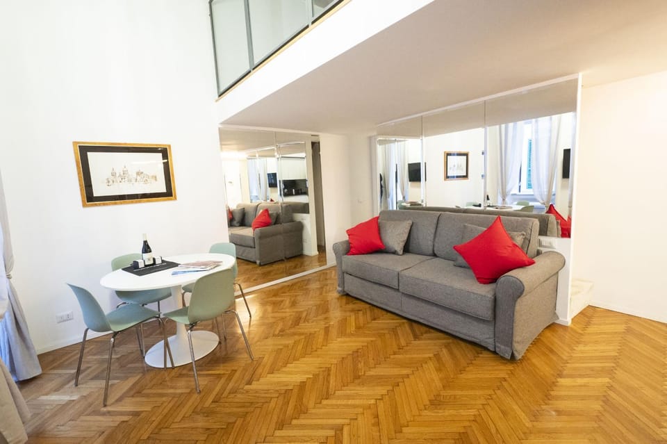 Living room, Seating area, Dining area