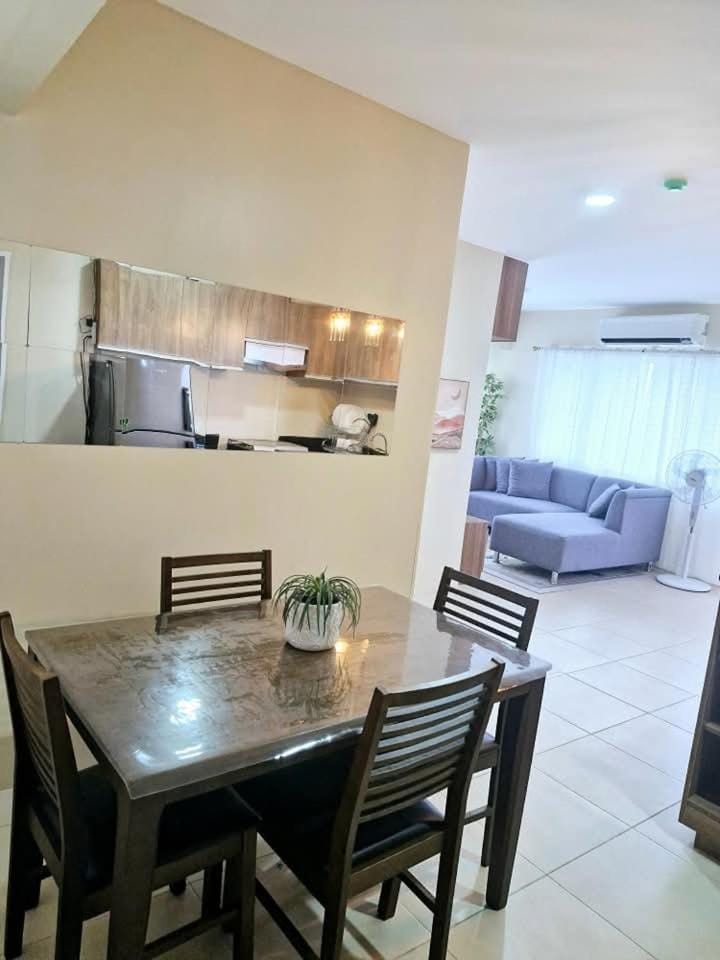 Avida Towers 2 Bedroom by PHI Rentals Apartment hotel in Iloilo City