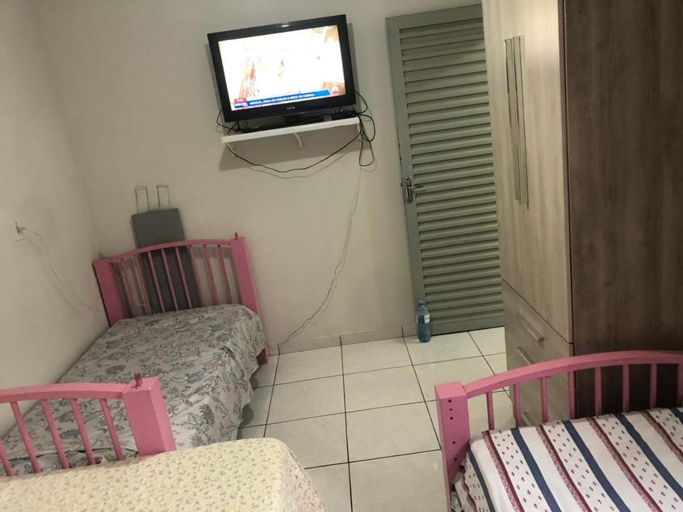 kitnet Totalmente mobiliada para até 4 pessoas próx ao centro de BauruSP- C4 Apartment in Bauru