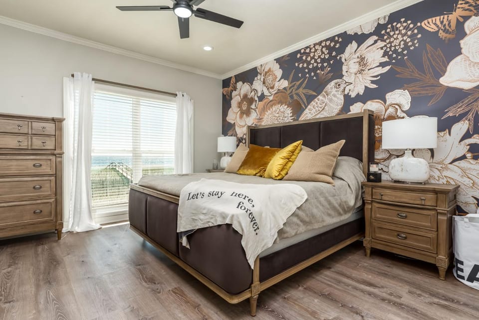 Bed, Day, Bedroom, furniture, wardrobe