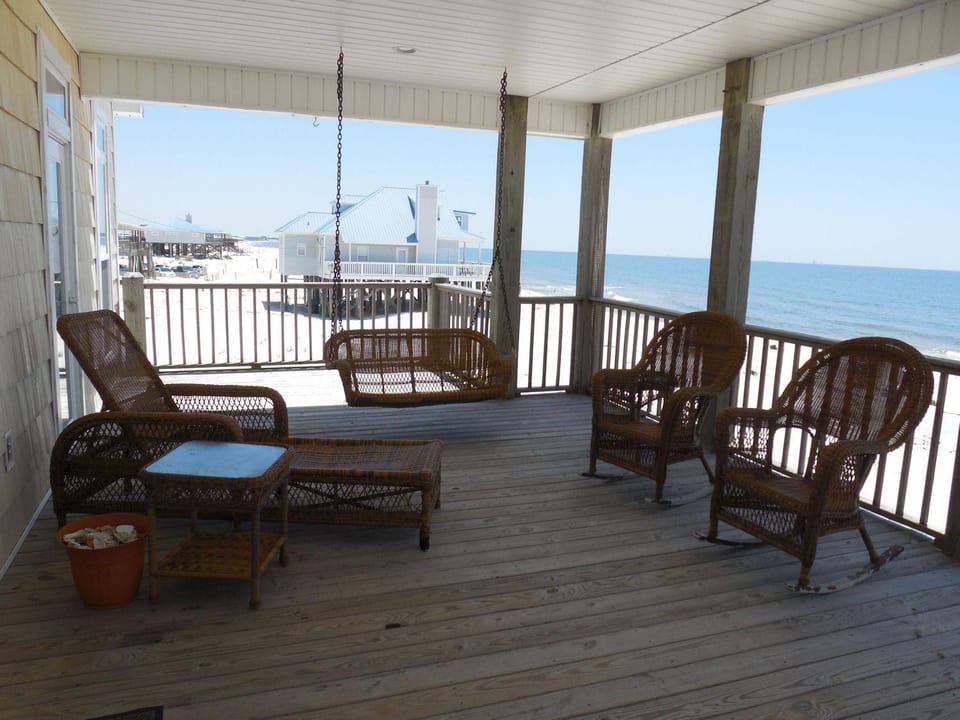 Salty Dawg House in Dauphin Island