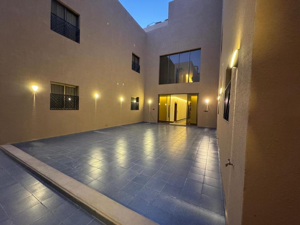 Inner courtyard view