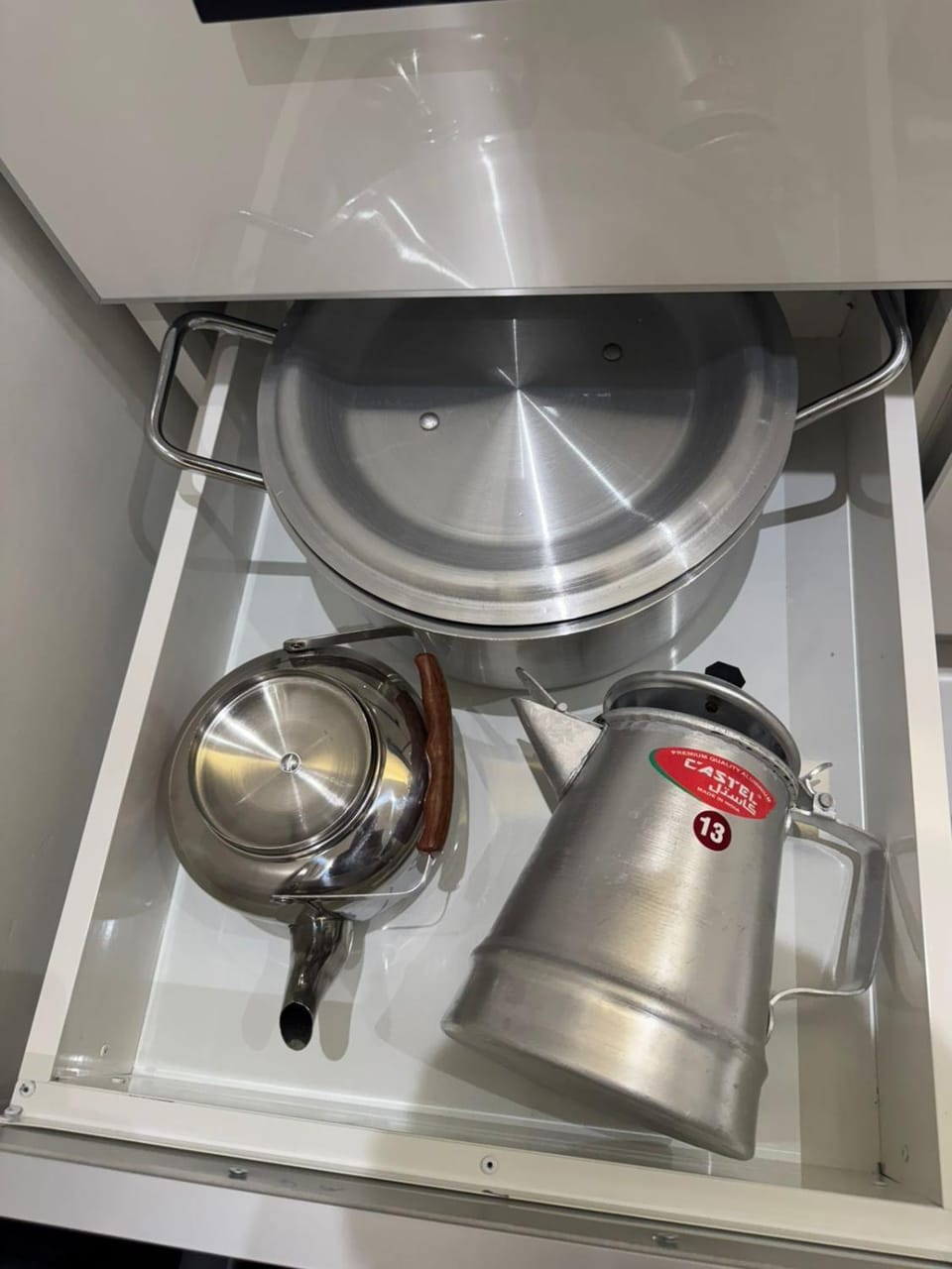 Coffee/tea facilities, Kitchen or kitchenette