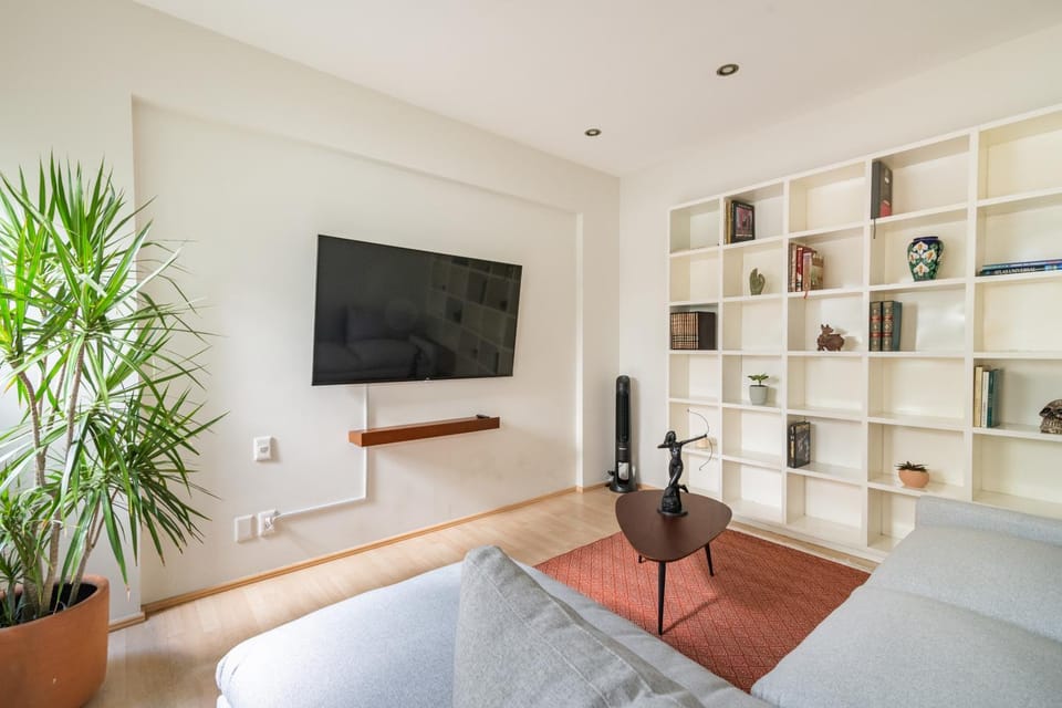 M102 - 2BR - 2BTh Apartment in Mexico City