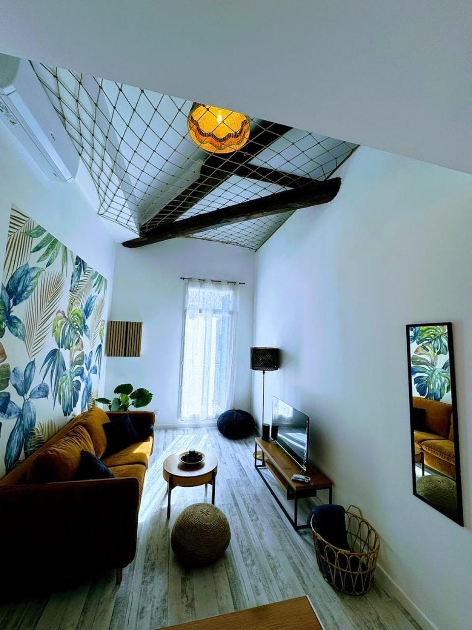 Le Montmorency 56, déco rénové, proximité centre Climatisation Apartment in Occitanie
