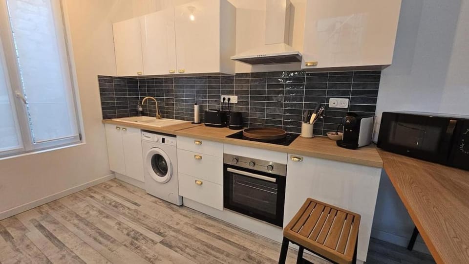 Le Montmorency 56, déco rénové, proximité centre Climatisation Apartment in Occitanie