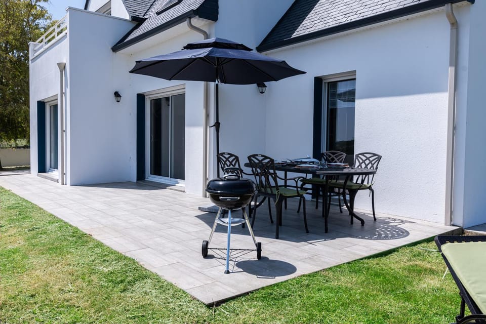 Patio, Garden, Seating area, Garden view
