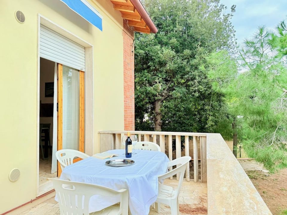 Day, Garden, View (from property/room), Balcony/Terrace, Dining area, Garden view