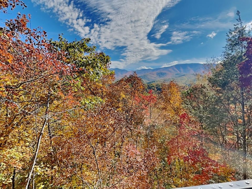 Alexanders Lookout House in Pittman Center
