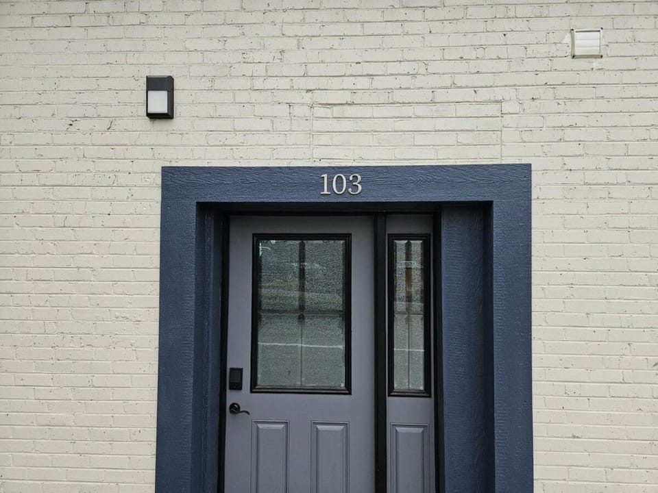 New 2 BR Unit in Prime Location (103) Apartment in Maryville