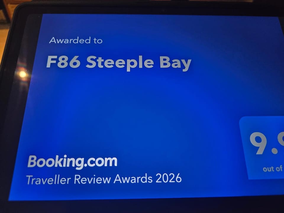 F86 Steeple Bay House in Maldon District