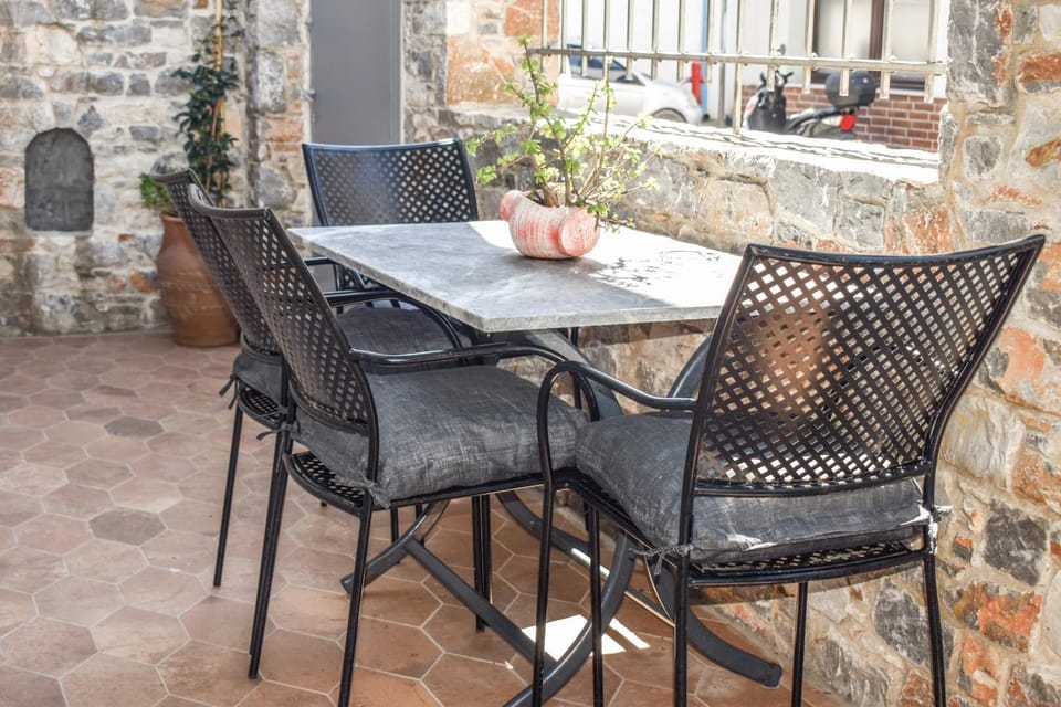 Patio, Balcony/Terrace