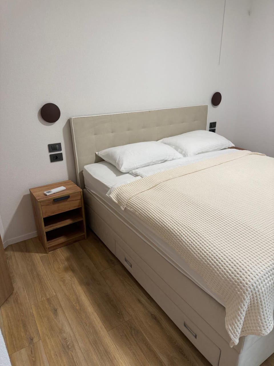 Funtana Rooms without kitchen with pool and parking Apartment in Istria County