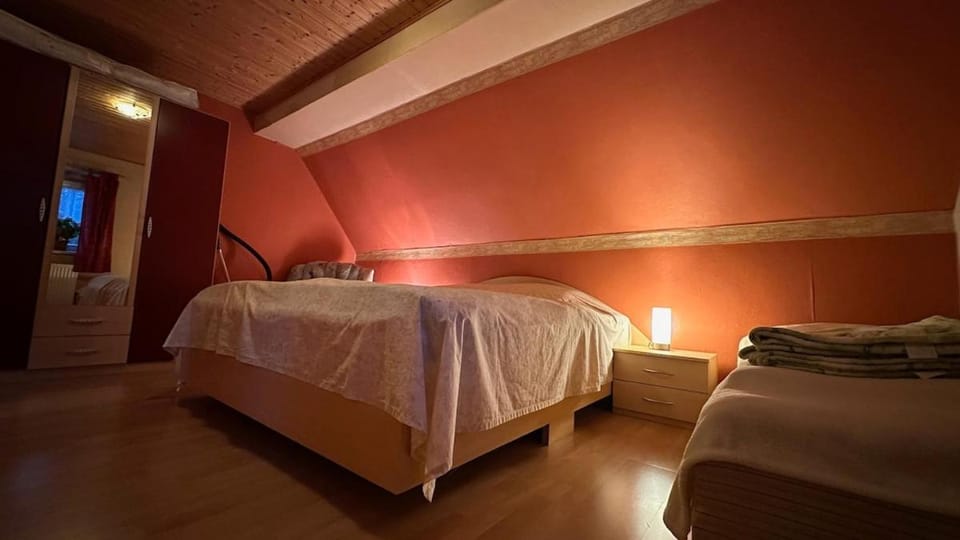 Bed, Bedroom