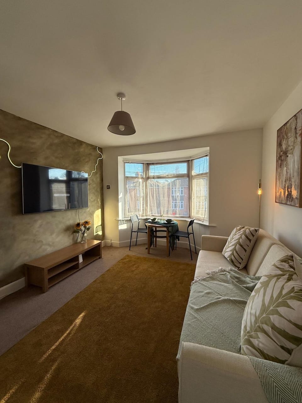 Communal lounge/ TV room, Evening entertainment