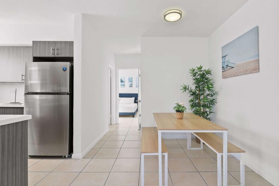 North Shore Gem 1BR Sleeps 4 Apartment in Miami Beach
