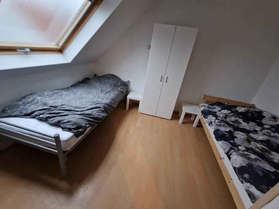 Monteurzimmer fitter room Apartment Bruchsal Heilbronn Bretten Apartment in Baden-Württemberg