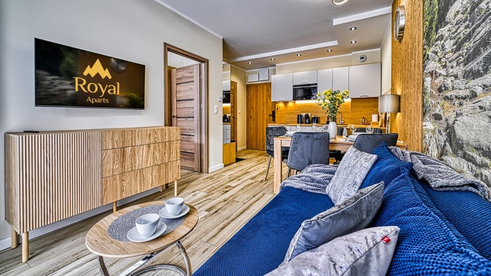 TV and multimedia, Kitchen or kitchenette, Seating area, Dining area