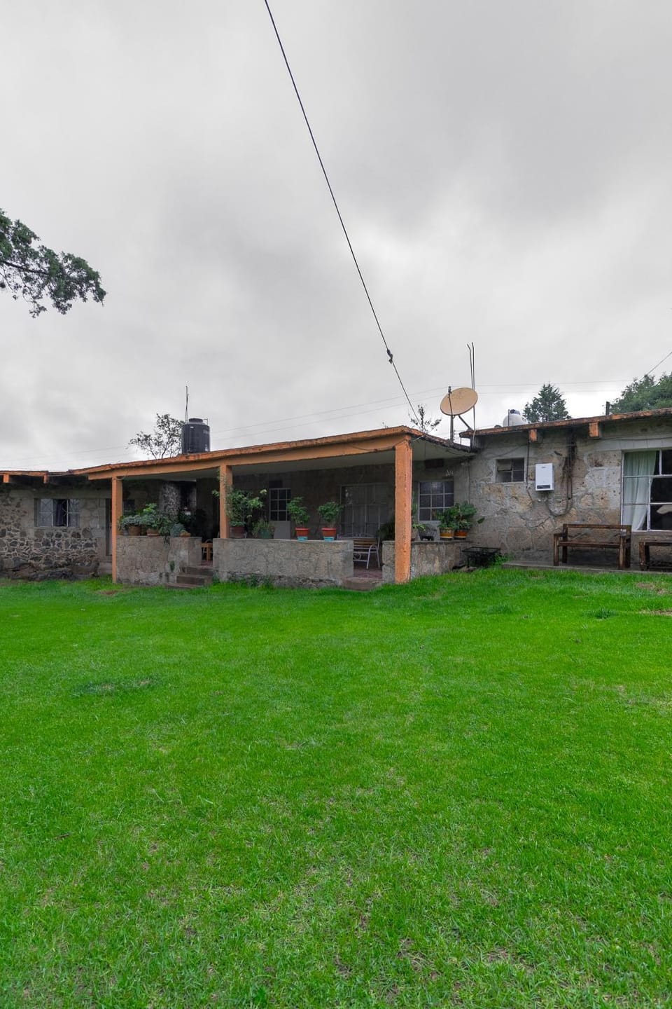 Property building, Day, Natural landscape, Garden, Garden view