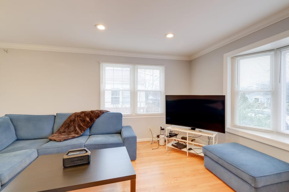 DC Area Home ~ 1 Mi to Metro: WFH Friendly! House in Wheaton-Glenmont