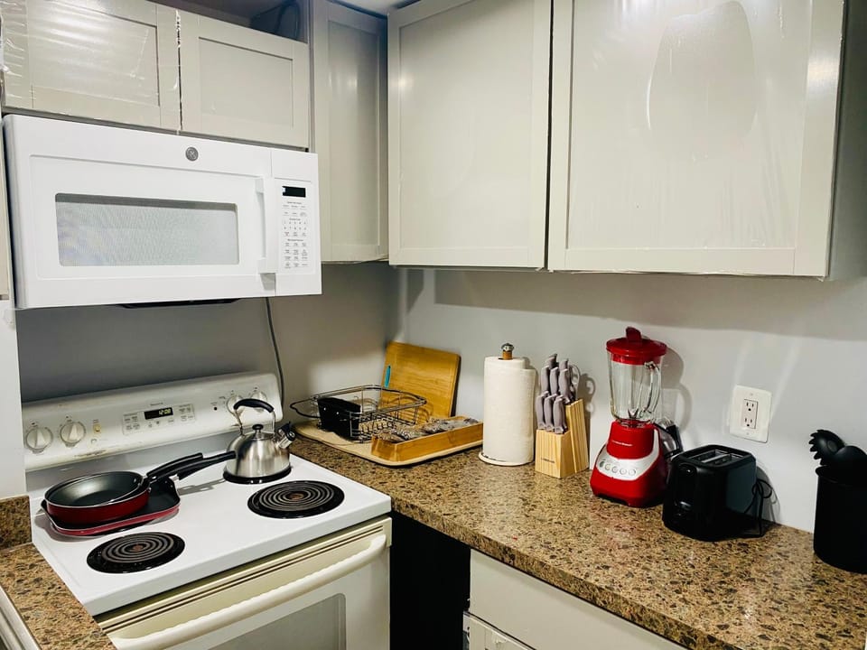 2 Bedroom Lower level Unit 1 & Half Bath Laurel MD #1 Apartment in Laurel