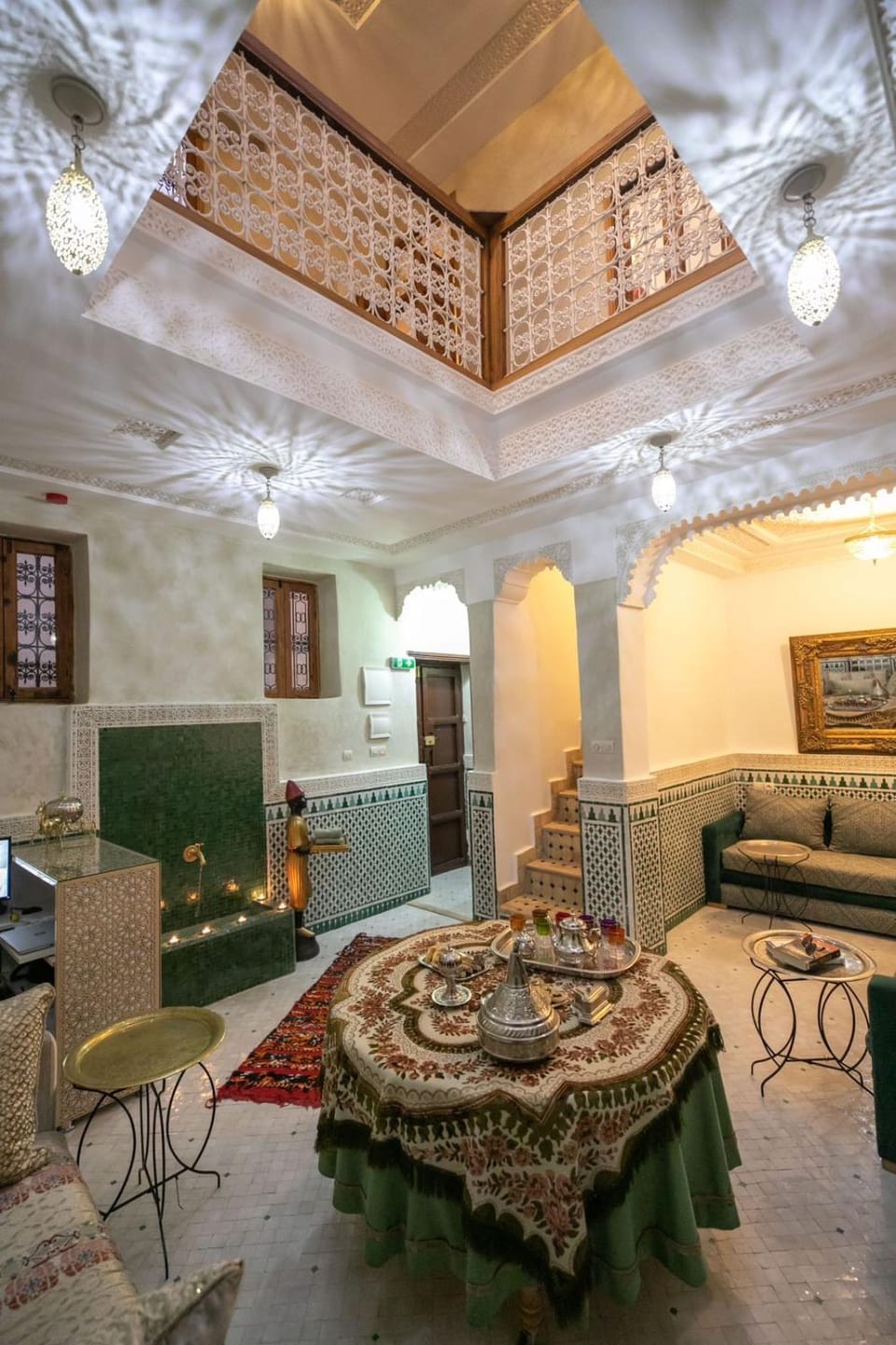Living room, Seating area