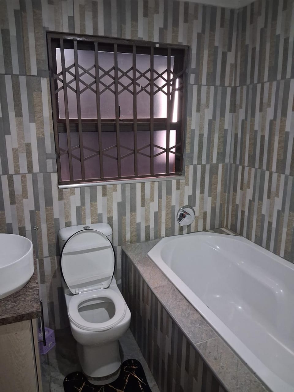 Eazistay Motel - Letlhabile Bed and Breakfast in Gauteng