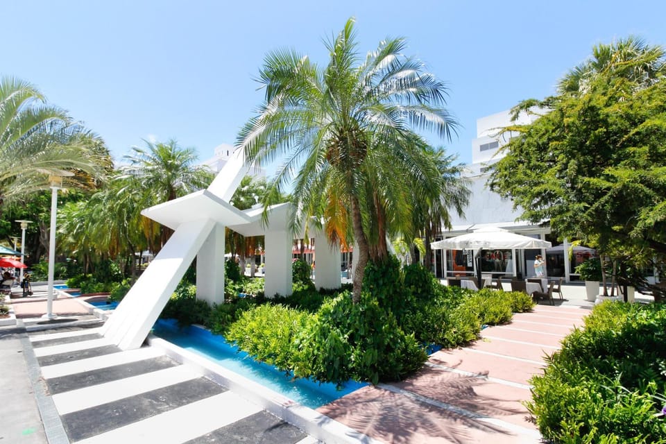 Beachside Bliss Estate 4801 Apartment in Miami