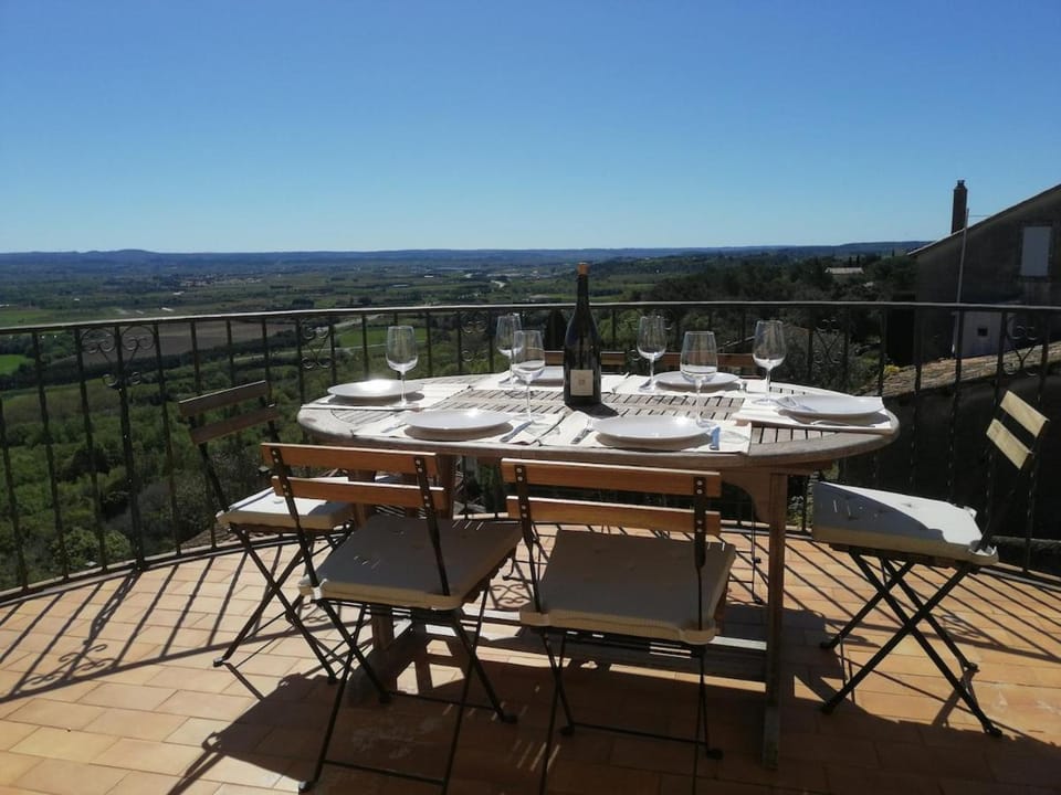 Appartement panoramique, clim, terrasse, 6 personnes Apartment in Occitanie