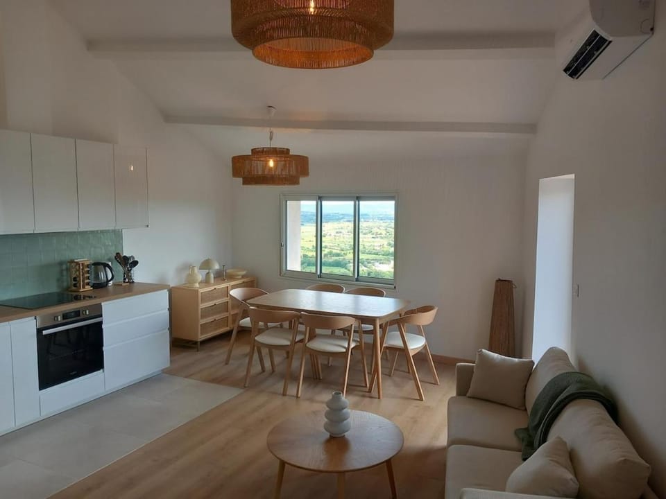 Appartement panoramique, clim, terrasse, 6 personnes Apartment in Occitanie