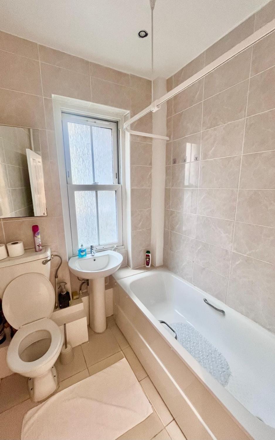 One bedroom flat SW8 Apartment in London