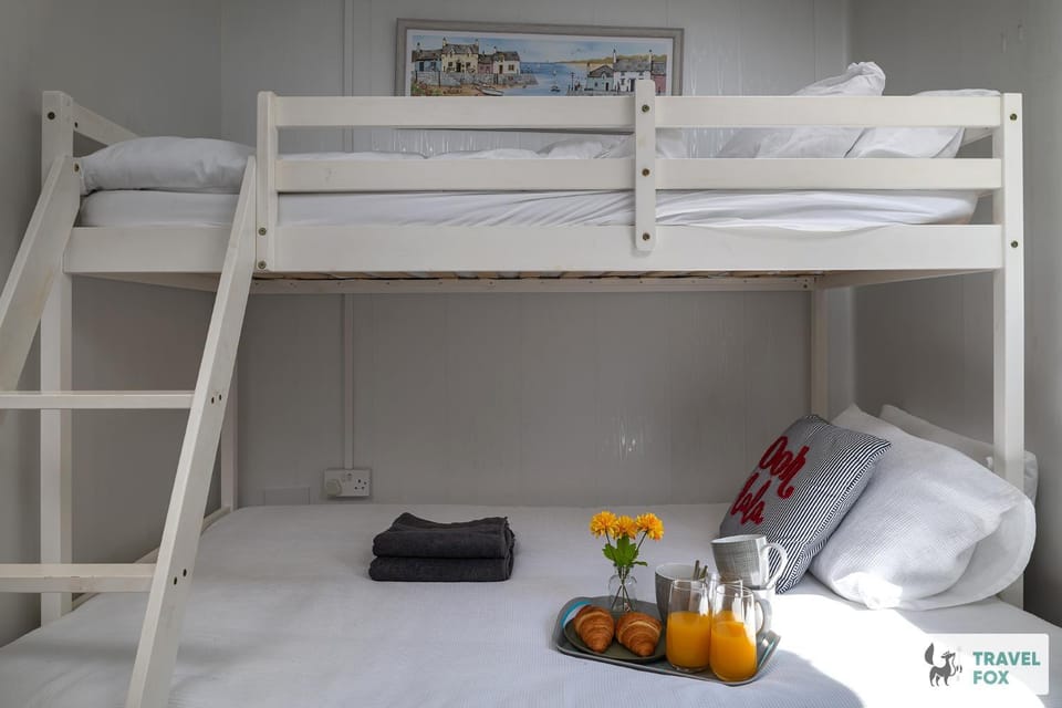 bunk bed