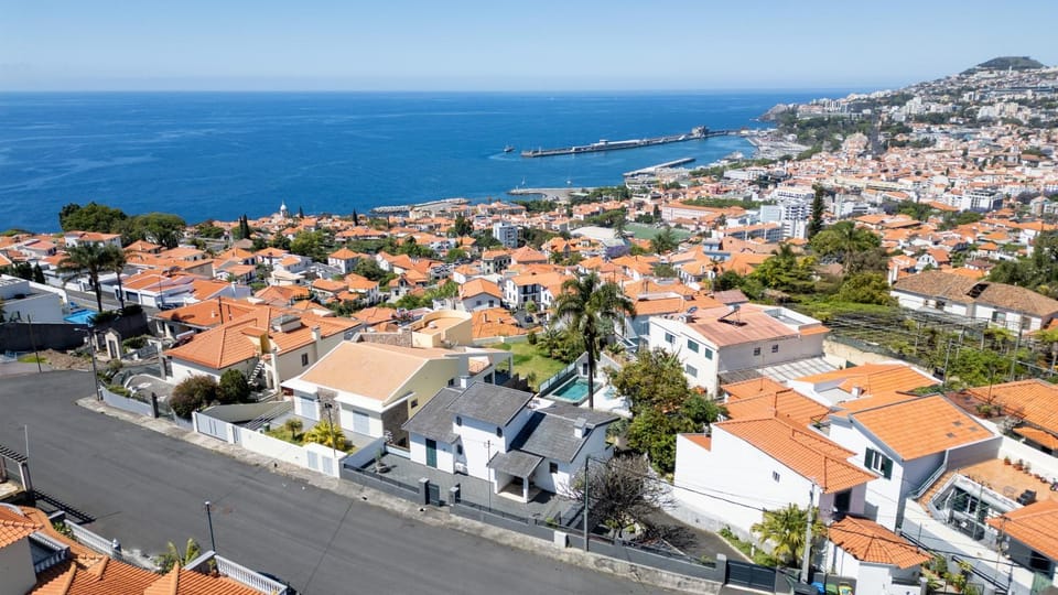 Villa Ocean Bay Funchal By Empório Villa in Funchal